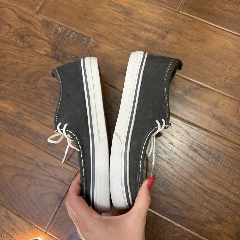 Vans Surf Siders Shoes Mens 6.5 Gray Sneakers Boat Lace Up Womens 8 Suede Casual